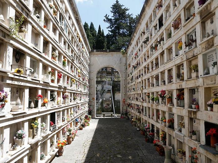 Il 2 novembre, la giornata dedicata ai defunti