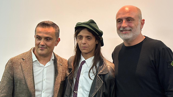 Lucio Corsi, Francesco Limatola e Andrea Fornai alla presentazione del film "La Chitarra nella Roccia" a Grosseto