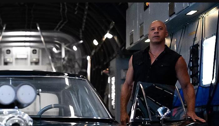 Fast & Furious 5: stasera 3 novembre su Italia 1 il film che ha cambiato la saga. Azione, famiglia e il colpo del secolo a Rio