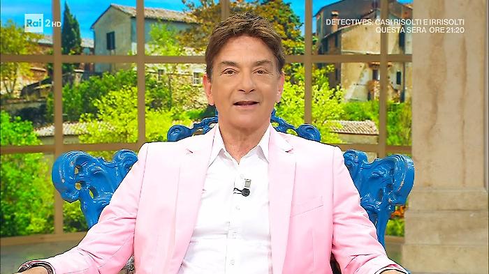 Oroscopo Paolo Fox di martedì 4 novembre: le stelle guidano i segni verso la svolta