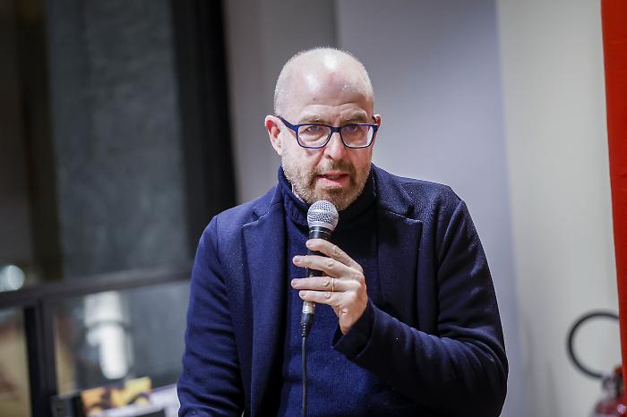 In altre parole stasera 8 novembre su La7: Massimo Gramellini racconta la settimana tra politica, cultura e attualità