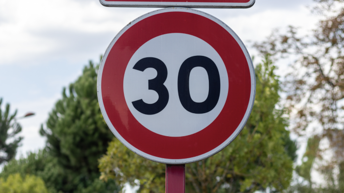 Limite dei 30 all'ora in centro: "L'hanno chiesto i cittadini. E niente autovelox"