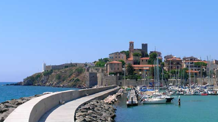 Talamone, "secessionisti" all'attacco: "Casamenti ci snobba, Minucci ignora i veri problemi"