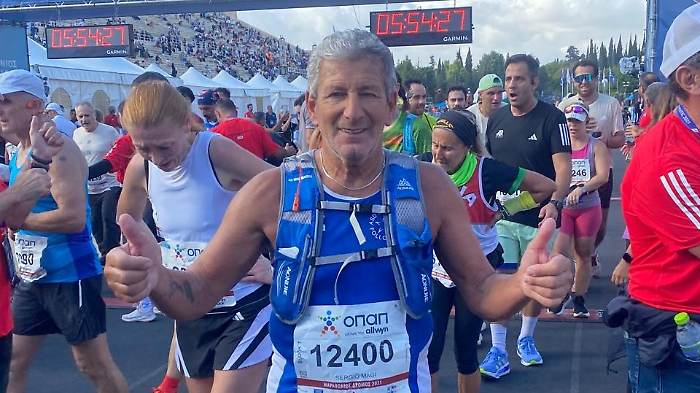 Sergio Magi alla maratona di Atene