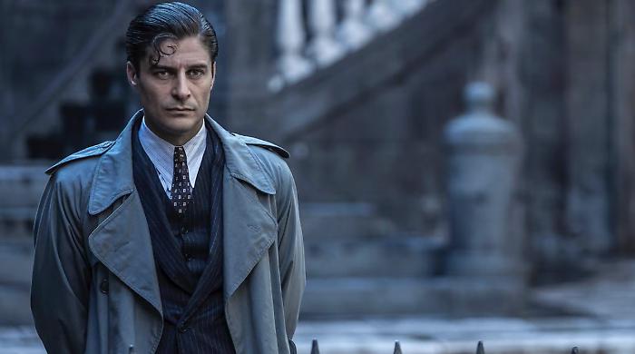 Il Commissario Ricciardi torna stasera 10 novembre su Rai 1: misteri, amori e fantasmi nella Napoli del 1933. Le novità della nuova stagione