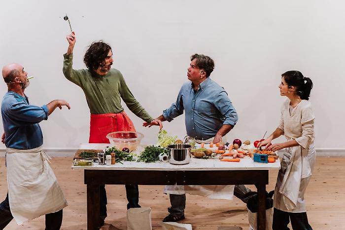 Uno spettacolo di  “Famiglie a teatro”