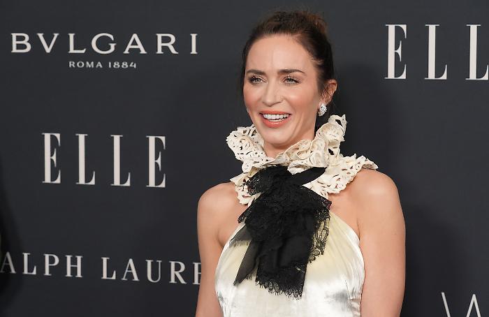 Il cacciatore e la regina di ghiaccio stasera 22 novembre su Canale 5: avventura, magia e battaglie epiche