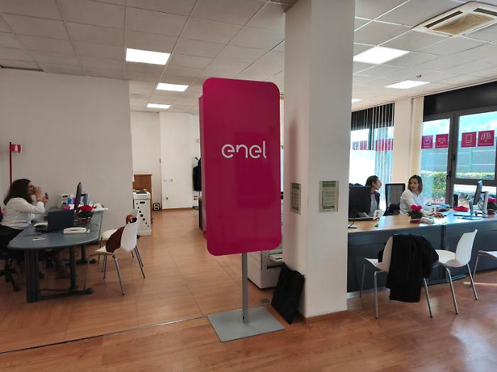 Truffe a domicilio, telefoniche e online: come smascherare i finti agenti di vendita