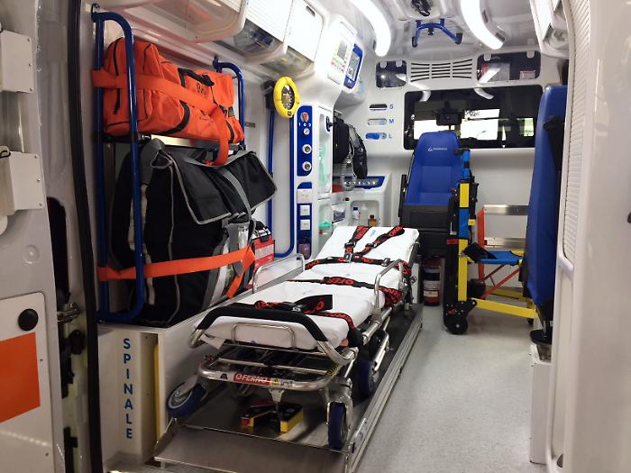 Intervento dell'ambulanza a Porto Ercole