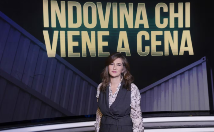 “Indovina chi viene a cena” stasera 6 dicembre svela il vero prezzo del cibo che arriva da lontano: cosa troviamo davvero nel piatto