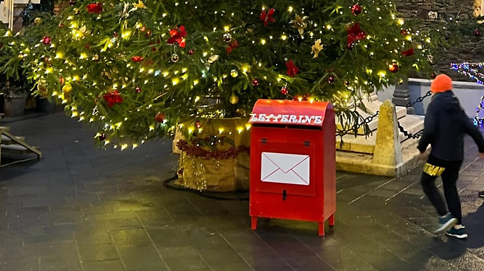 Addobbi di Natale, scatta il contest a suon di like