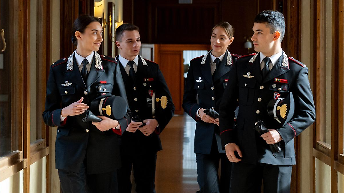 L'Arma dei carabinieri arruola 65 allievi ufficiali, via alla selezione: come partecipare