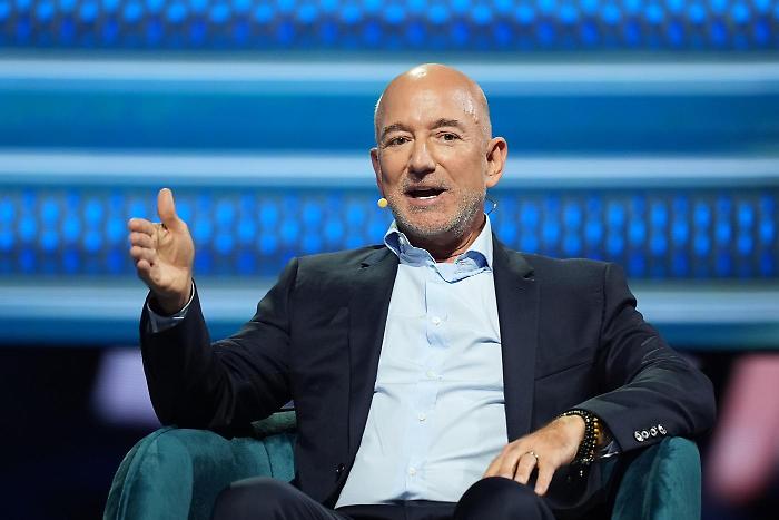 Report, anticipazioni stasera 21 dicembre: i giochi di Amazon al centro della puntata. Poi sanit&agrave;, curezza alimentare e crisi idrica 