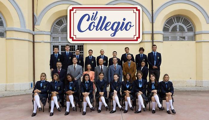 Il Collegio 9 da stasera 29 dicembre in chiaro su Rai 2: ecco cosa aspettarsi dal programma che ha spopolato sul web tornando negli anni Novanta