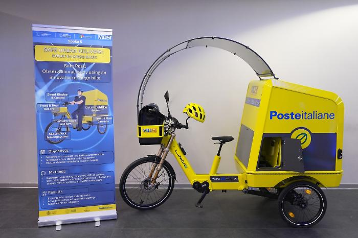 Cargo e-bike di Poste Italiane