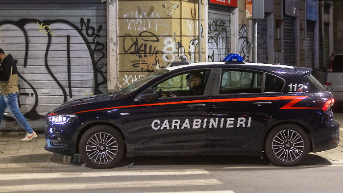15enne con coltello fuori dalla discoteca, rissa in centro e spaccio: i maxi controlli dei Carabinieri nel Grossetano
