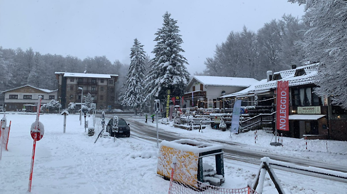 Zaini, sci e scuola sulla neve: oltre 500 studenti dell&rsquo;Amiata sulle piste con il Progetto Neve