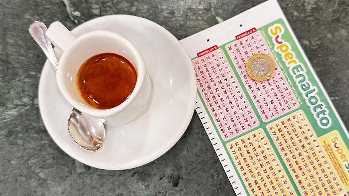 Lotto, Superenalotto e 10eLotto: estrazioni e numeri vincenti di oggi gioved&igrave; 12 febbraio