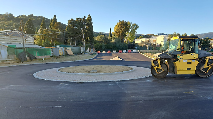 L&rsquo;ex Paoletti cambia volto e prende forma: completati gli asfalti, ora luci e parco