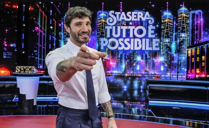 Stasera tutto &egrave; possibile torna stasera 4 marzo: Stefano De Martino riaccende il comedy show su Rai 2