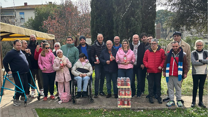 Un aiuto che sa di casa: Conserve Italia dona la passata di pomodoro alla Fondazione Il Sole
