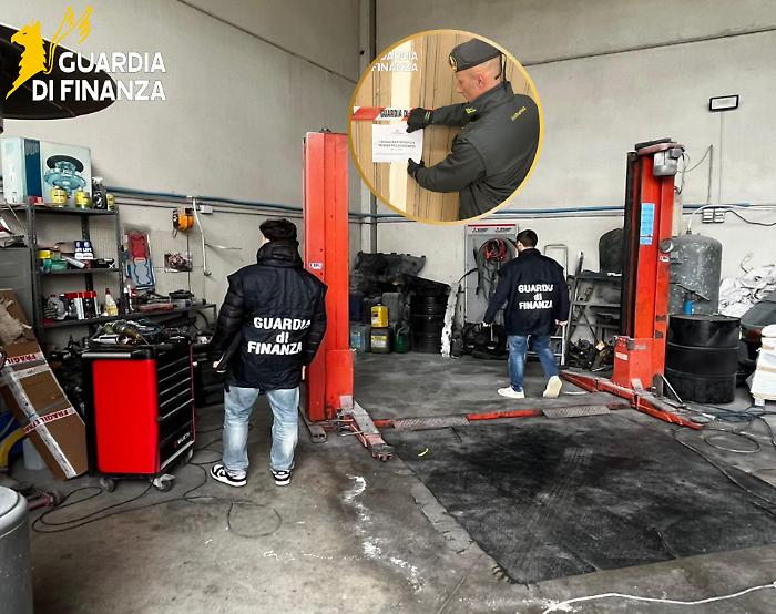 Sequestrata l'officina fantasma di Follonica: 500 chili di rifiuti pericolosi e lavoratori in nero
