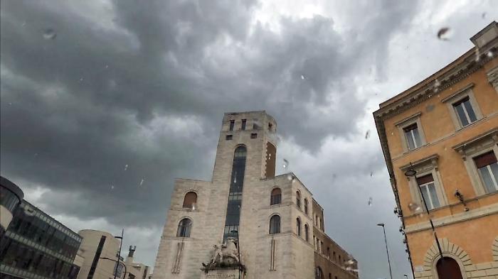 Ancora pioggia battente su Grosseto e sulla Maremma. Poi migliora (ma non troppo)