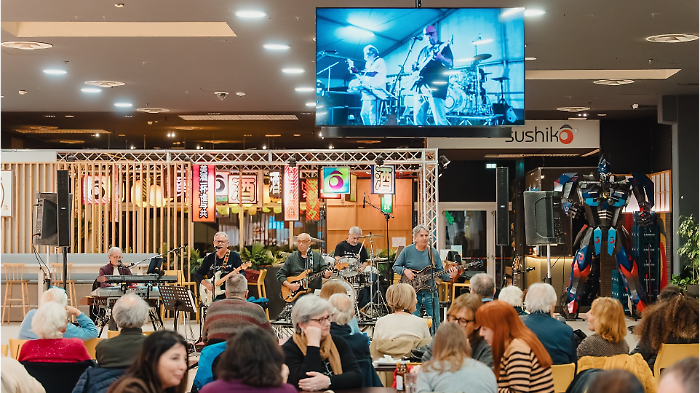 Il rock di Gianna Nannini suona al centro commerciale: il tributo degli Anima Ribelle all&rsquo;Aurelia Antica