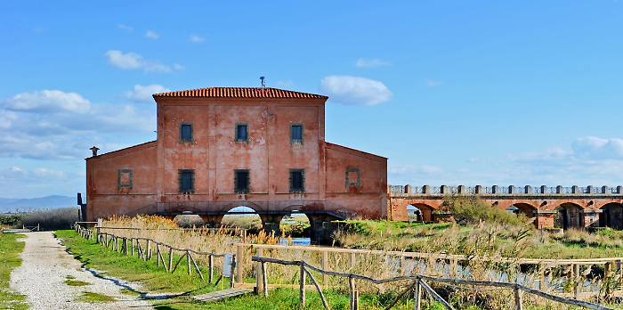 Diaccia Botrona, boom di escursioni: ora un posto di lavoro alla Casa Rossa