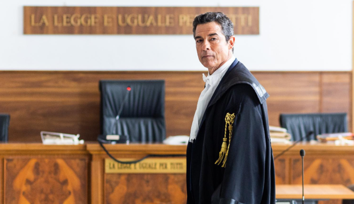 Guerrieri &ndash; La regola dell&rsquo;equilibrio stasera 23 marzo: verit&agrave;, misteri e certezze che si sgretolano