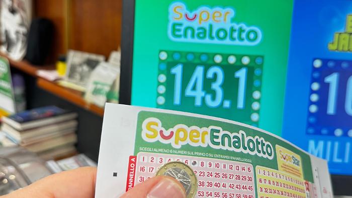 Lotto, SuperEnalotto e 10eLotto: estrazioni e numeri vincenti di oggi gioved&igrave; 2 aprile
