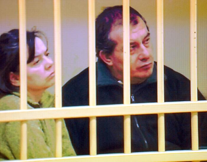 Le Iene stasera 8 aprile: strage di Erba, lo scontrino truccato potrebbe scagionare Rosa e Olindo?