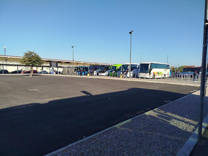 Autobus nel caos alla stazione di Grosseto: &laquo;Basta promesse, piazza Marconi &egrave; pericolosa&raquo;