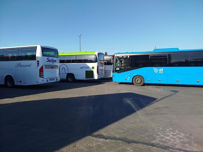 Caos autobus alla stazione di Grosseto, l'assessore Megale attacca: &laquo;Ferrovie sorde, sposteremo i bus altrove&raquo;