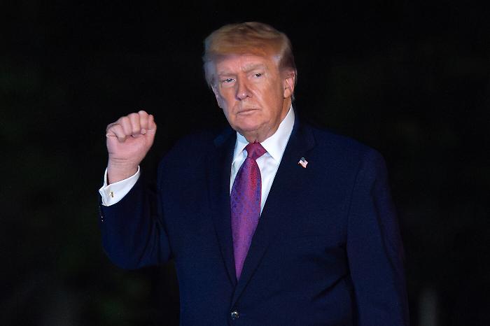 &Egrave; sempre Cartabianca di stasera 21 aprile: Trump sfida l'Iran, la Lega sfida la maggioranza