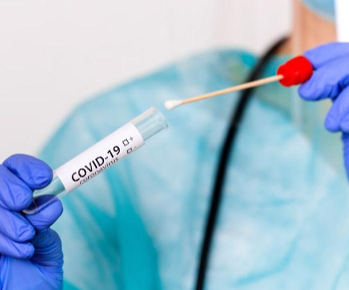 Covid, l'Oms Europa: "In 8 settimane casi aumentati di 5 volte e + 32% di morti. Proteggere anziani e deboli con vaccini regolari"