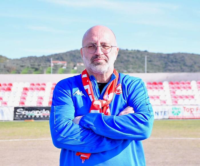 Grosseto, dimissioni per Mister Roberto Malotti: i biancorossi cercano un nuovo allenatore
