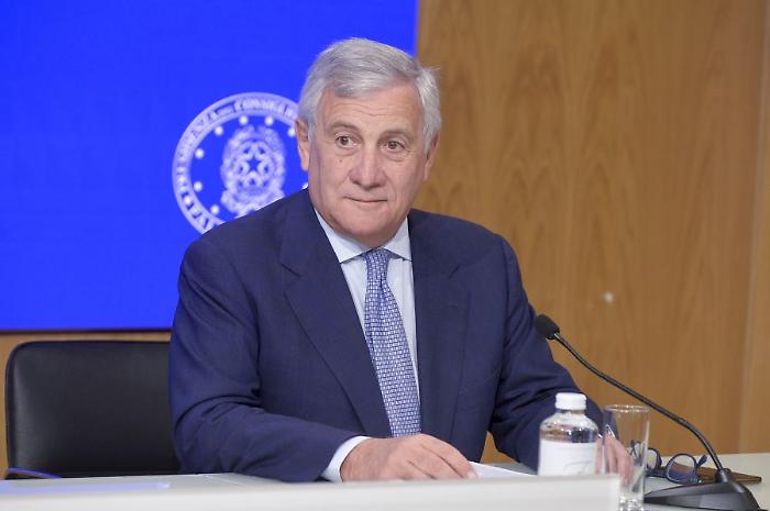 Tajani "Ok alla riforma del ministero degli Esteri, sarà a costo zero"