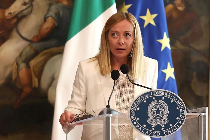 Meloni "È record di occupati al Sud, la strada è giusta"