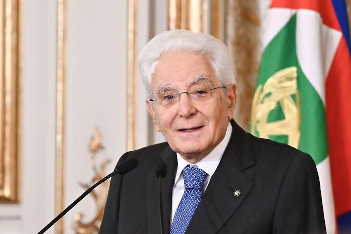 Mattarella: "No dei militari a Salò difese dignità e amor di patria"