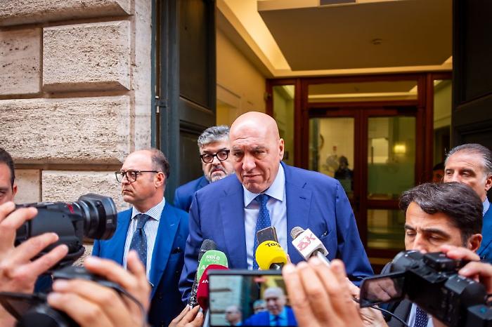 Crosetto "Tregua vicina grazie a piano Usa, Flottilla ne prenda atto"