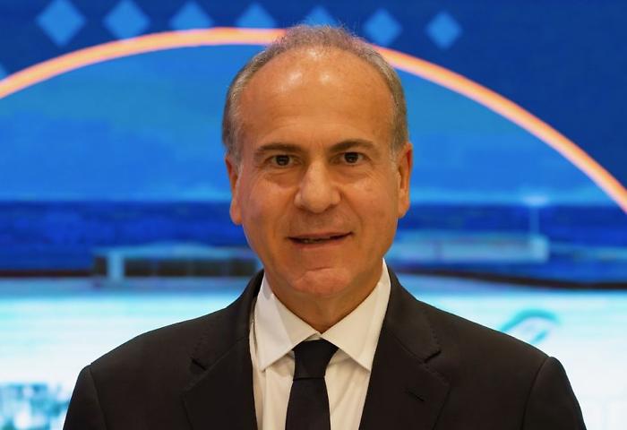 Battisti "Aeroporto di Palermo in crescita, ponte strategico fra tre continenti"