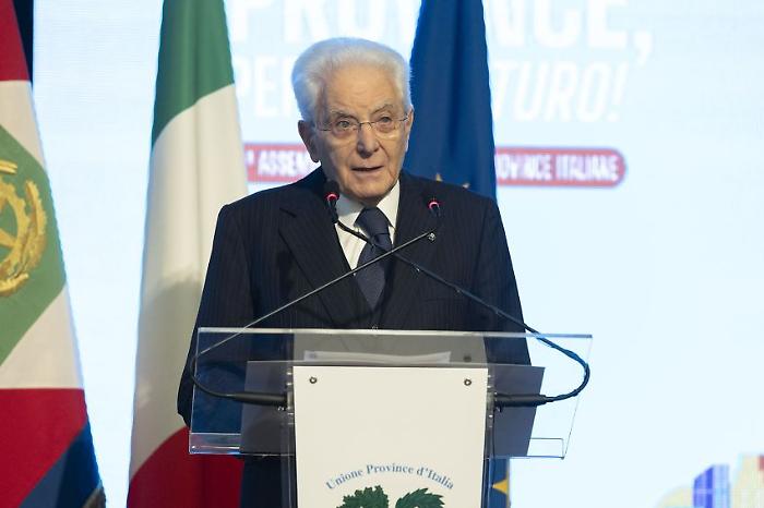 Mattarella "Le Province sono parte della vita democratica della Repubblica"