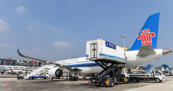 Cina, inaugurato nuovo terminal aeroportuale a Sanya