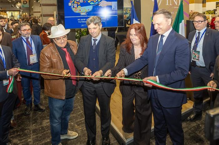 Italia al Salone Wine Paris 2026 con i suoi migliori vini