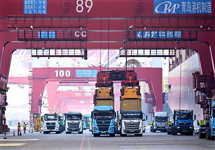 Cina, commercio estero in aumento del 18,3% nei primi due mesi del 2026