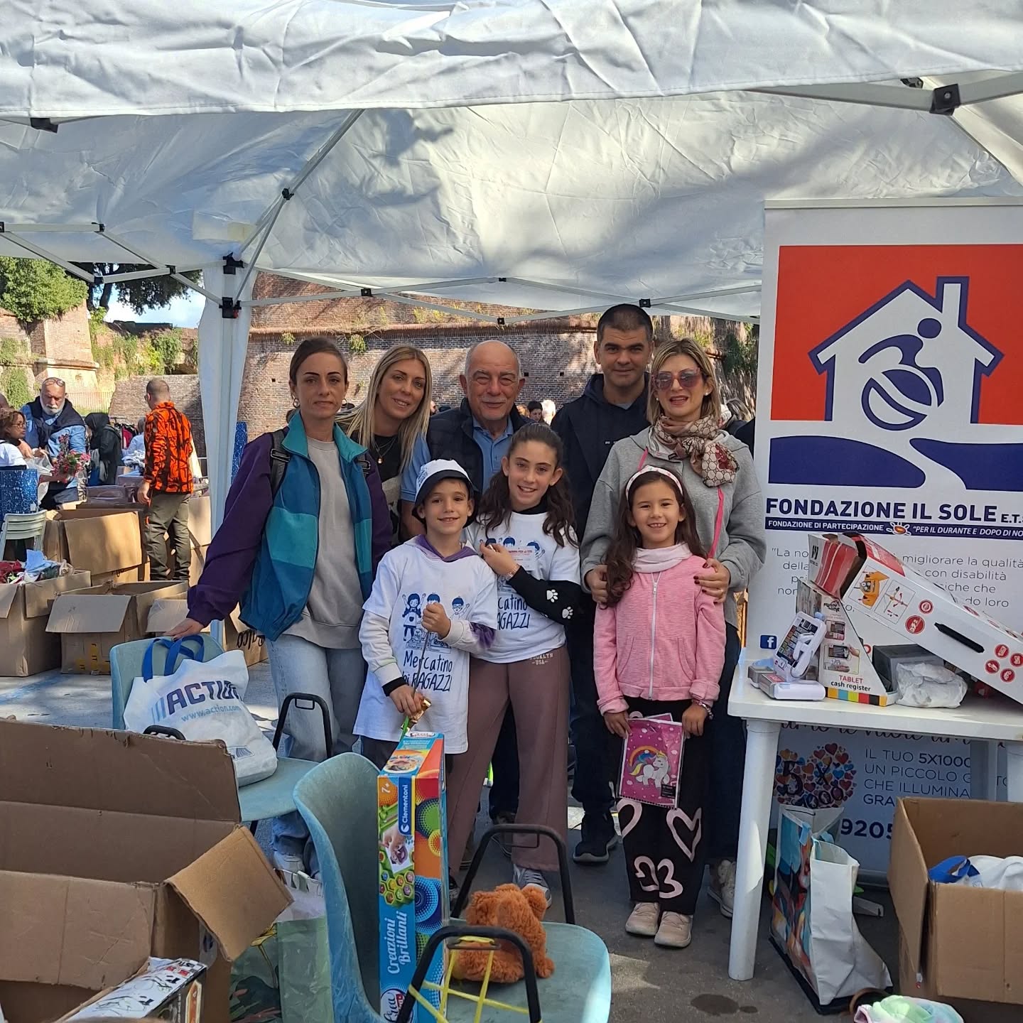Fondazione il sole mercatino dei ragazzo comitato per la vita